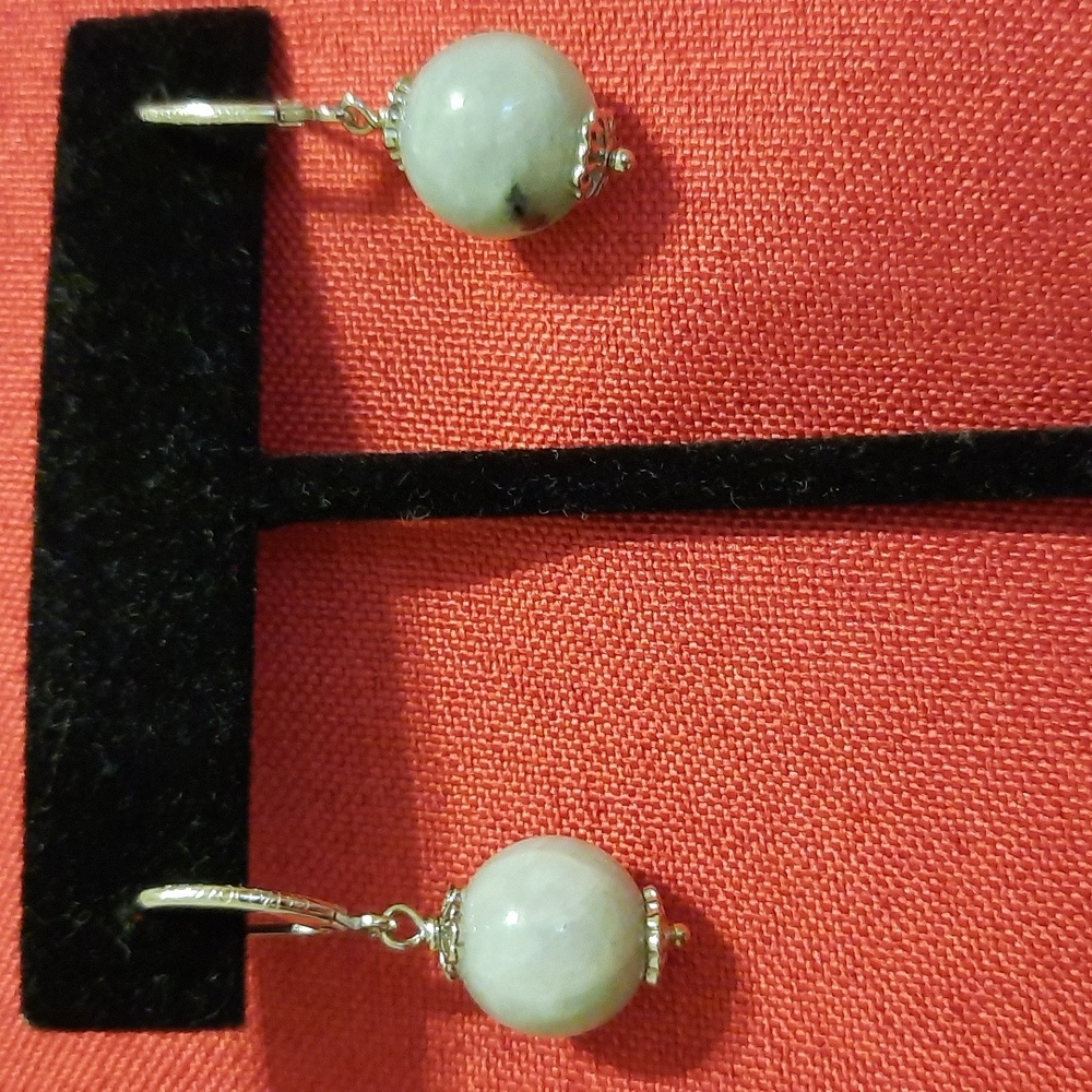 JADE STERLING SILVER EARRINGS. - Picture 6 of 8